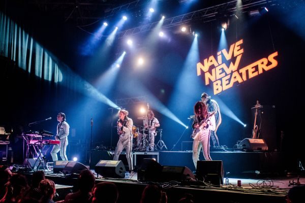 Entertainer group on stage