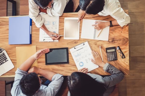 Family business (1)-min