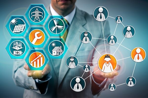 Insourcing-vs-Outsourcing