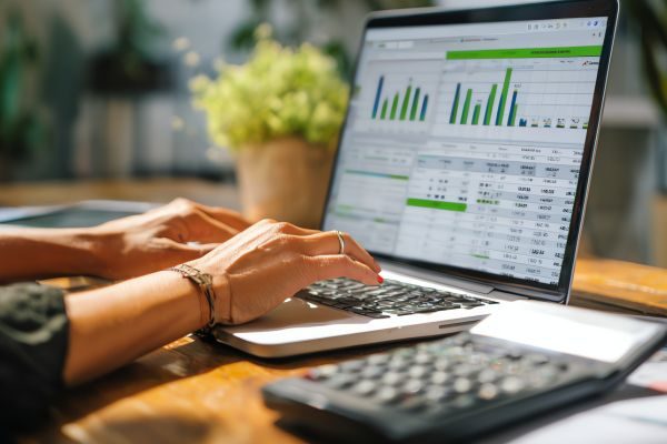 QuickBooks Finance Agent-min