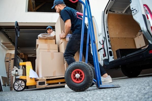 Transport-and-deliveries